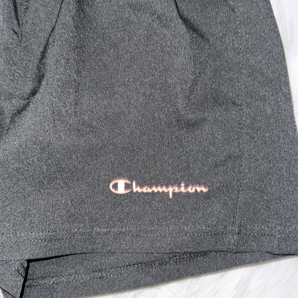 Champion this pair